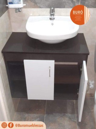 Mueble baño flotante puertas 14.jpg
